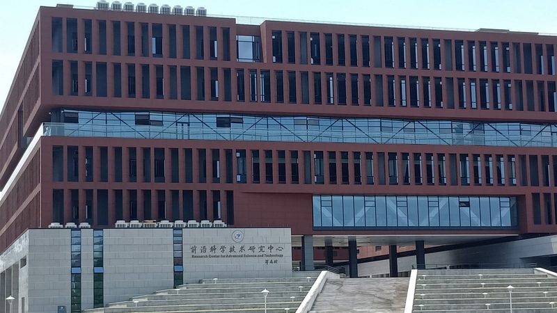 SMT贴片加工：关键注意事项及工艺解析