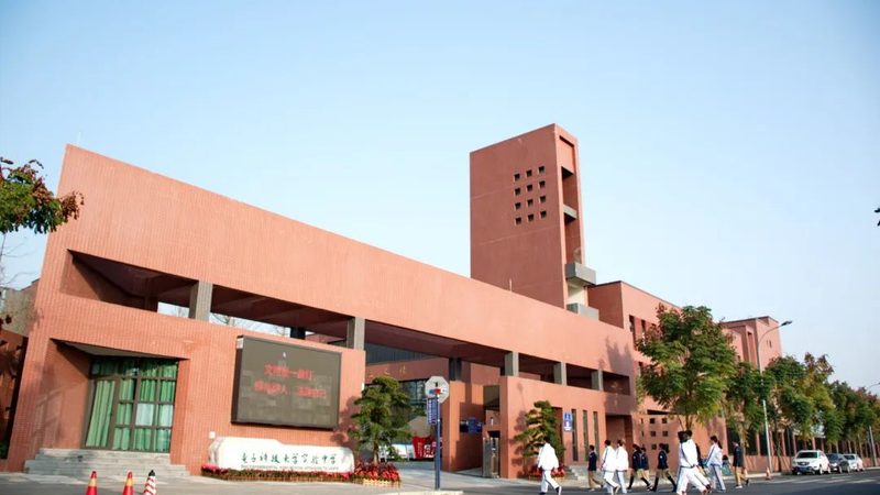 多层线路板设计参数：关键因素与选型要点