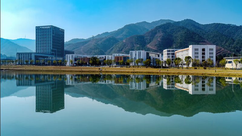 三极管电路设计入门：从基础到实践
